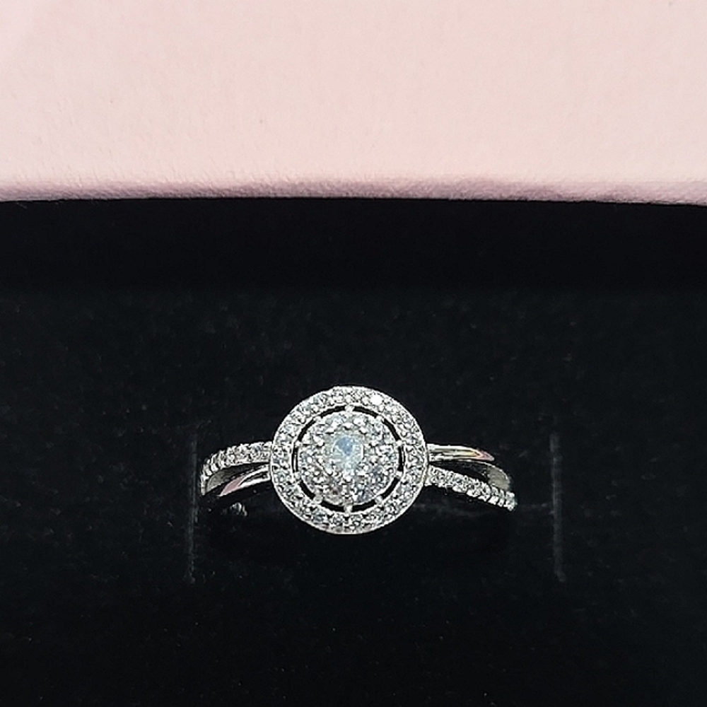 Olivia Handicrafts Unbreakable Connection sterling silver ring size 8 With Box